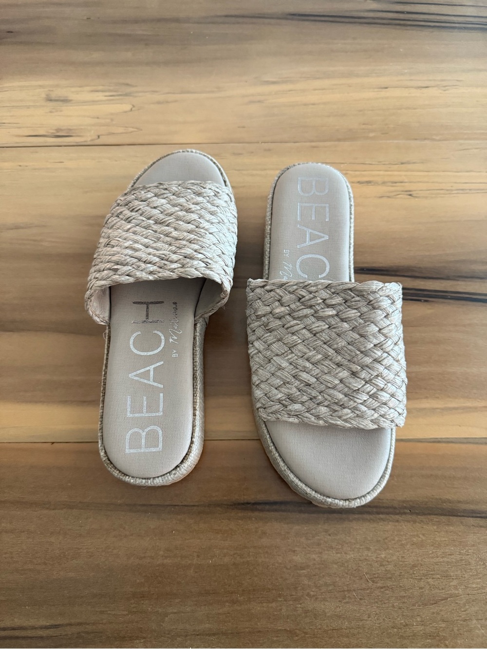 Women’s Beach by Matisse Platform Sandal - Picture 3 of 4